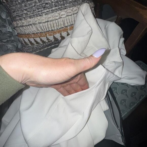 Pleated High Waist Wide Leg Pants - Picture 6 of 10